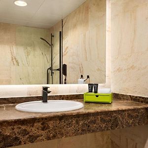 Deluxe Room 2 Twin Beds Complimentary Transfer to La Mer Beach Dubai Mall or Burj Khalifa Metro Station